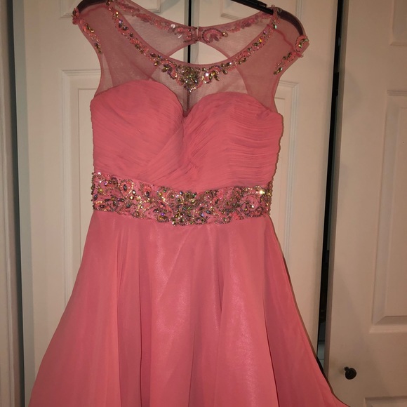 Dress - Picture 3 of 5